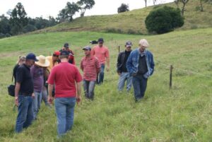 Read more about the article Encontro reúne produtores do Programa de “Propriedade Referência”