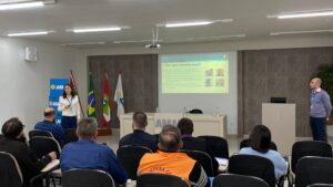 Read more about the article Gestores municipais da região participam de oficina promovida pela AMAI e Caixa Econômica