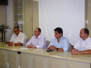 Read more about the article Prefeitos e colaboradores da AMAI participam da eleição do CIS-AMOSC