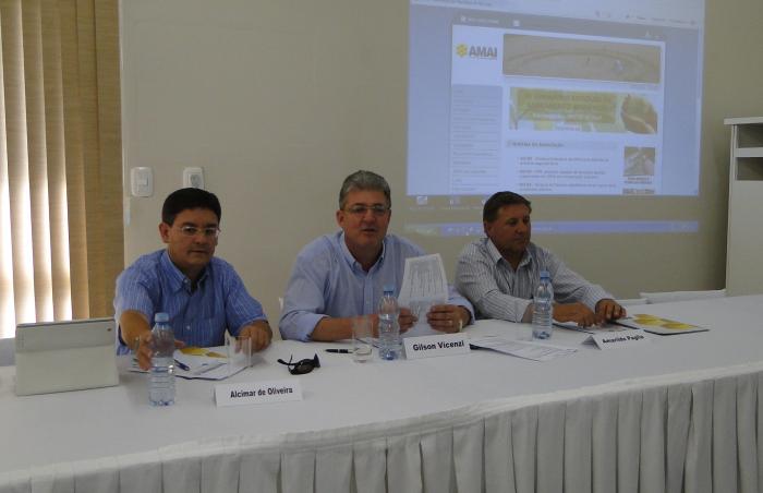 Read more about the article AMAI realiza primeira Assembleia de Prefeitos de 2012