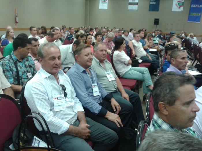 You are currently viewing Prefeitos da AMAI participam do Congresso Catarinense de Municípios