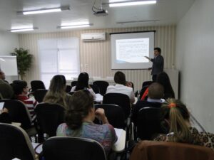Read more about the article Técnicos da Tributação participam de palestra na AMAI