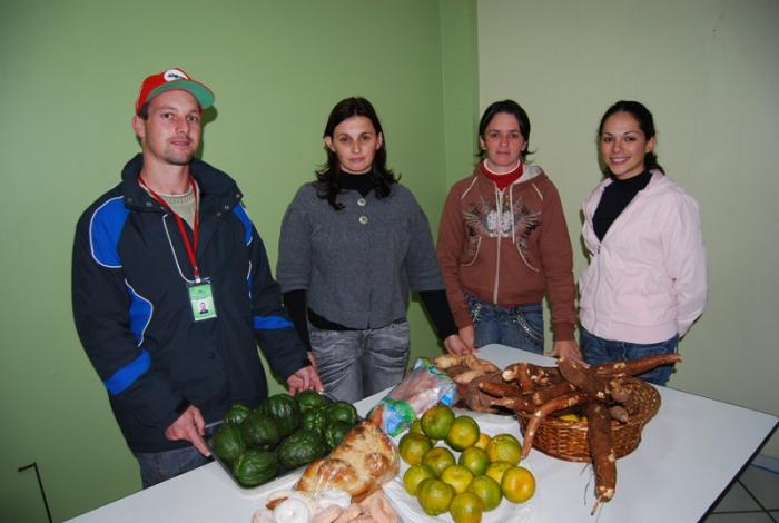 You are currently viewing Alimentos da agricultura familiar começam a chegar às escolas