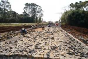 Read more about the article Rua Paralela a BR 282 começa a receber obras de pavimentação em Vargeão