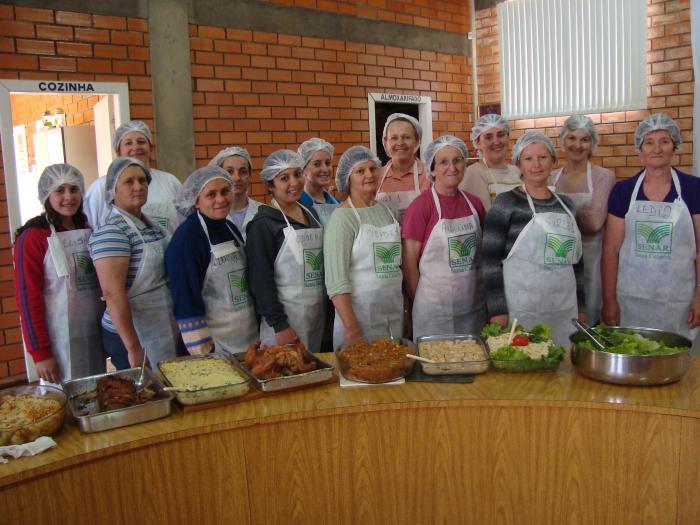 Read more about the article Mulheres agricultoras participam de cursos profissionalizantes