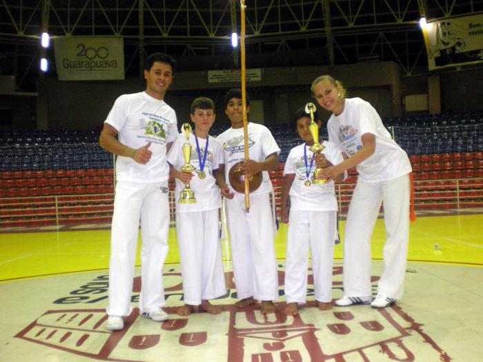 You are currently viewing Xanxerenses recebem medalhas nos Jogos Escolares de Capoeira de Guarapuava