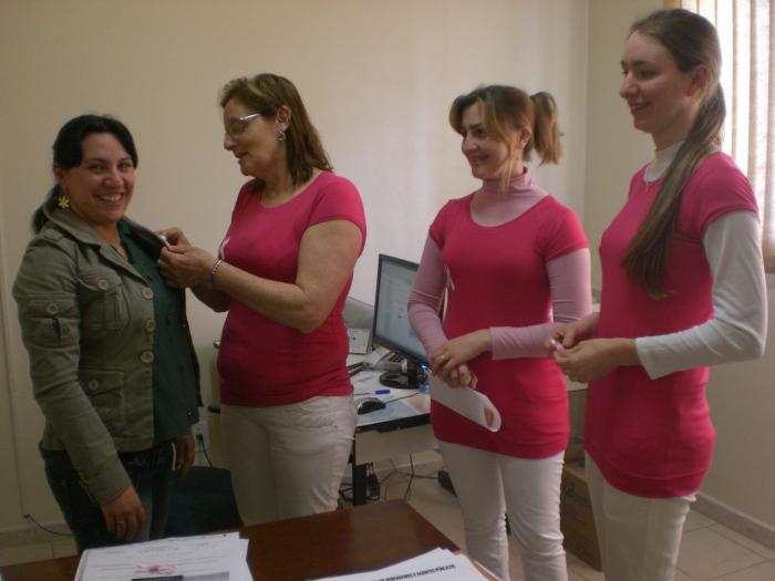 Read more about the article Outubro rosa: Secretaria de saúde de Ipuaçu realiza orientações