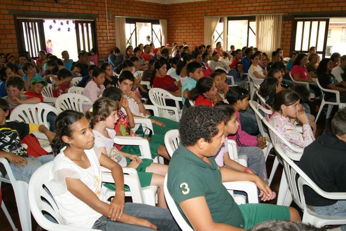 You are currently viewing Centro de Referencia da Assistência Social de Passos Maia encerra atividades com núcleos do PETI