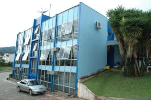 Read more about the article Centro Administrativo Municipal recebe nova pintura em Vargeão