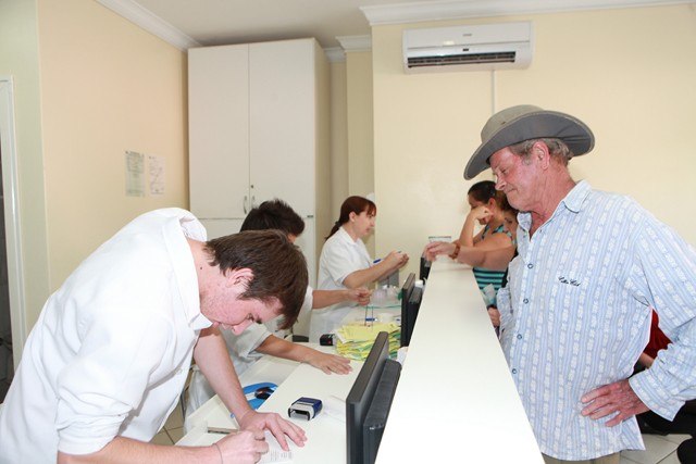 You are currently viewing Farmácia Municipal de Xaxim realiza em média 200 atendimentos diários