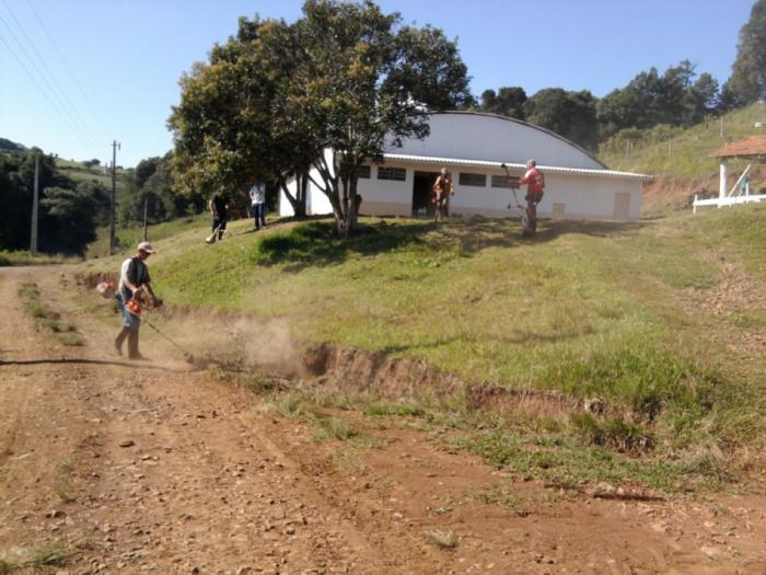 Read more about the article Prefeitura e moradores realizam mutirão de limpeza na Serra da Papuan