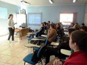 Read more about the article Secretaria de Educação de Passos Maia investe na formação continuada dos professores
