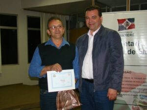 Read more about the article Dez ex-fumantes recebem certificado da Secretaria Municipal de Saúde