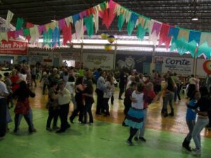Read more about the article Festa Junina da Terceira Idade reúne centenas de pessoas em Vargeão