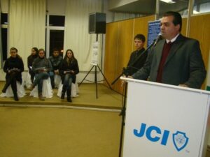 Read more about the article Xanxerê: JCI realiza final do concurso Oratória nas Escolas