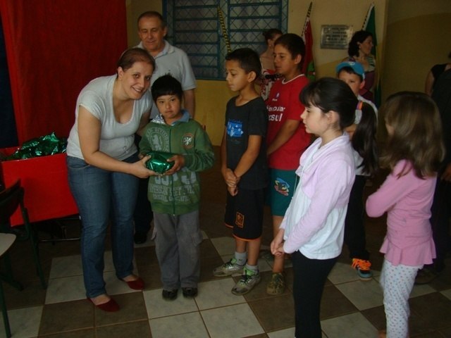 You are currently viewing Banco do Brasil faz doação de brinquedos à escola municipal de Xanxerê