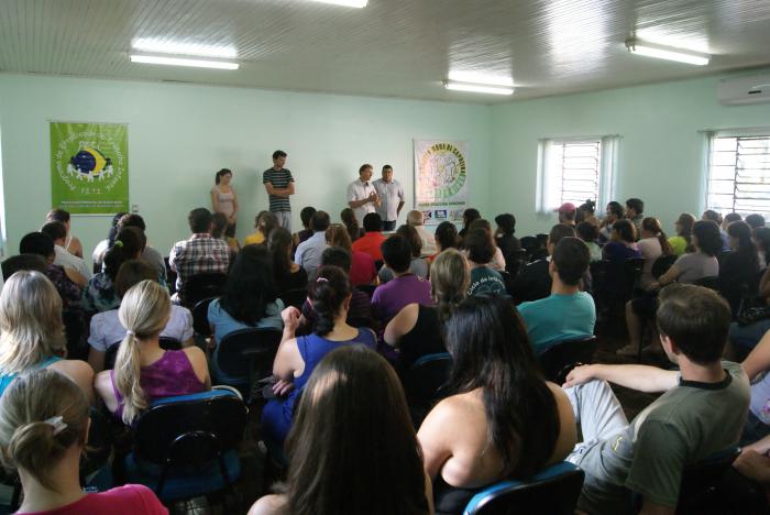 You are currently viewing Secretaria de Educação de Passos Maia inicia as atividades em 2012