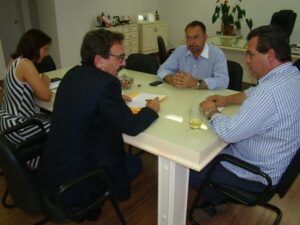 Read more about the article Prefeitura de Xanxerê adere a Termo de Cooperação para regularização de terrenos