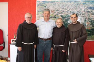 Read more about the article Representantes do Vaticano estão em Xaxim