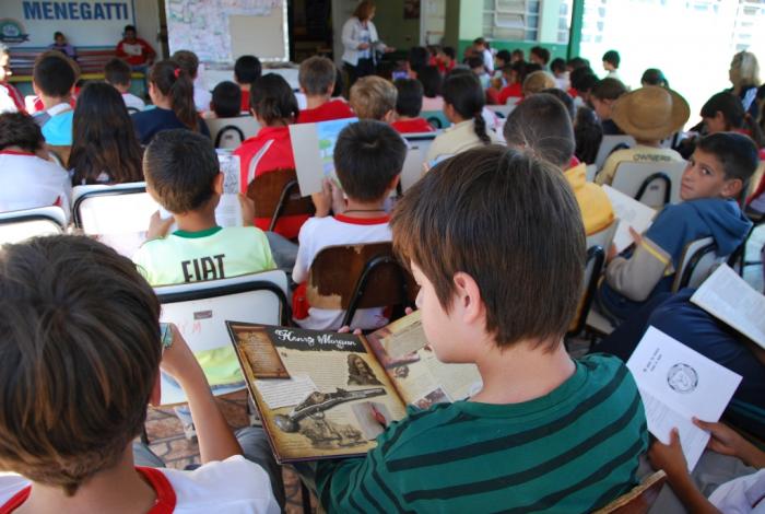 You are currently viewing Dia Nacional do Livro Infantil é comemorado nas escolas de Abelardo Luz