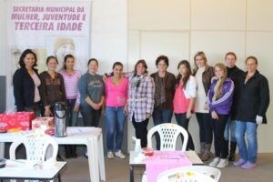 Read more about the article Curso de manicure beneficia mulheres xaxinenses