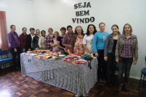 Read more about the article CRAS realiza encerramento do curso de Artesanato em Feltro