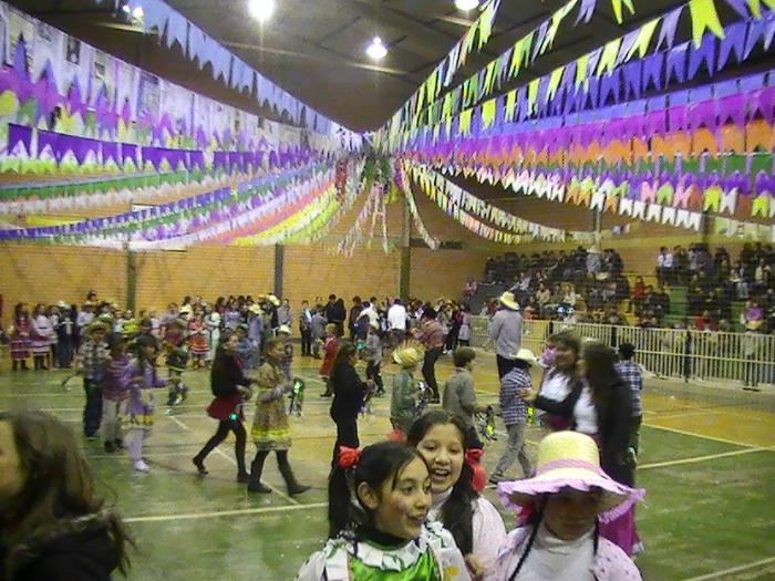 You are currently viewing Escolas de Xaxim realizam festa junina