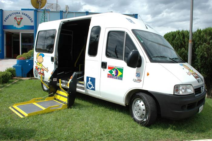 Read more about the article Governo Municipal de Vargeão adapta veículo para transportar cadeirantes
