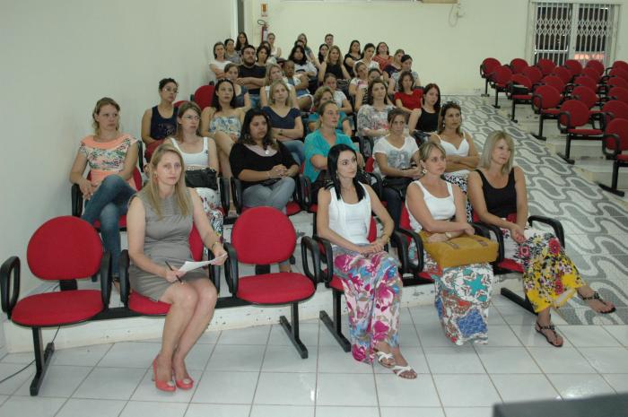 You are currently viewing Secretaria Municipal de Educação convoca professores para início do ano letivo