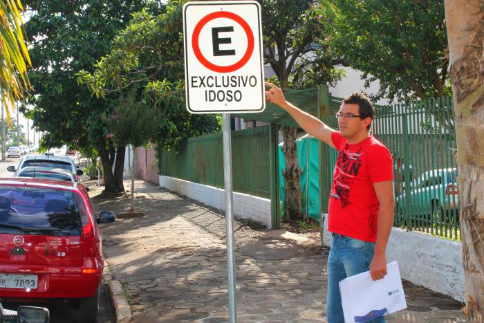 You are currently viewing Xaxim: Prefeitura divulga nota oficial sobre utilização de vagas especiais para estacionamento