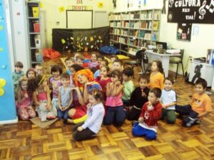 Read more about the article Contação de História inicia em Ponte Serrada com alunos das creches