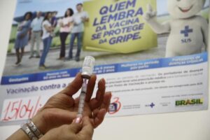 Read more about the article Ponte Serrada prepara-se para vacinar 2,5 mil pessoas contra Gripe A