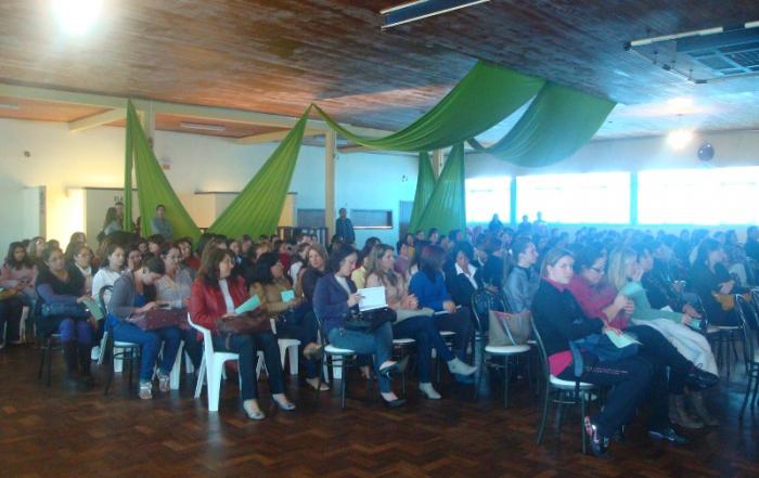 Read more about the article Faxinal dos Guedes: Secretaria de Educação realiza Conferência Municipal