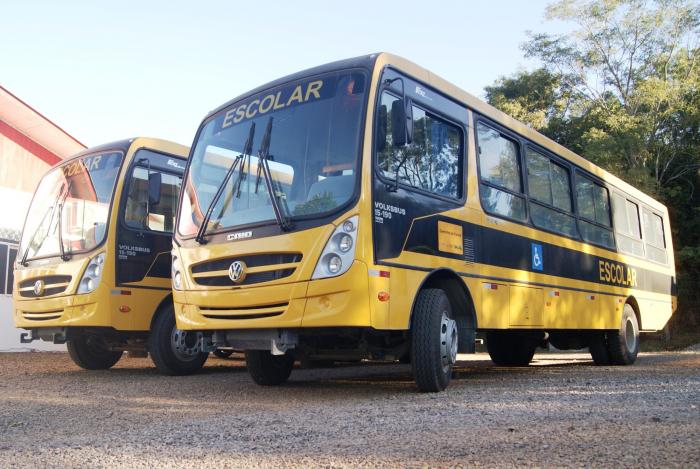 You are currently viewing Passos Maia recebe dois novos ônibus do governo federal