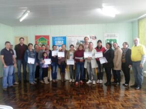 Read more about the article Curso de fortalecimento da agricultura familiar é encerrado em Passos Maia