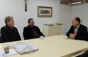 Read more about the article Xanxerê: Prefeito recebeu visita do Deputado Valdir Colatto