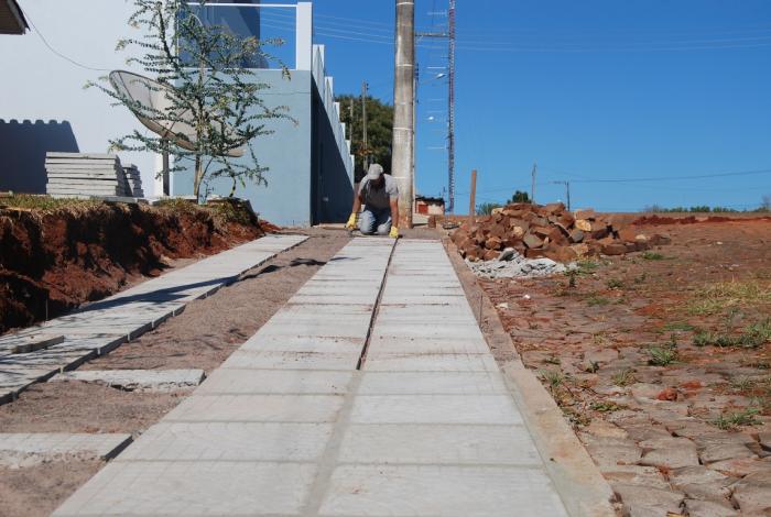 You are currently viewing Abelardo Luz: Projeto garante pavimentação e calçada para moradores do Bairro Santa Luzia