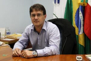 Read more about the article Prefeito de Ponte Serrada viaja a Florianópolis e assegura mais de R$ 1,7 milhão em recursos