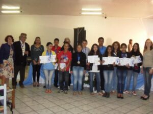 Read more about the article Alunos de escola de Ponte Serrada têm poesias em livro do Contestado