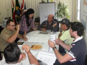 Read more about the article Conselho Municipal de Trânsito discute melhorias para o setor em Passos Maia