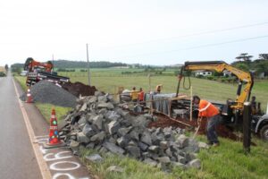 Read more about the article Iniciadas obras do Portal de Acesso em São Domingos