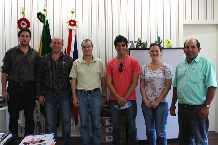 You are currently viewing Pesquisador da França visita Passos Maia com equipe da UFSC