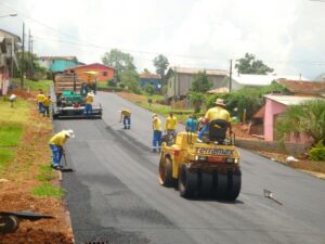 Read more about the article Faxinal dos Guedes: Bairro Antoniolli recebe pavimentação asfáltica