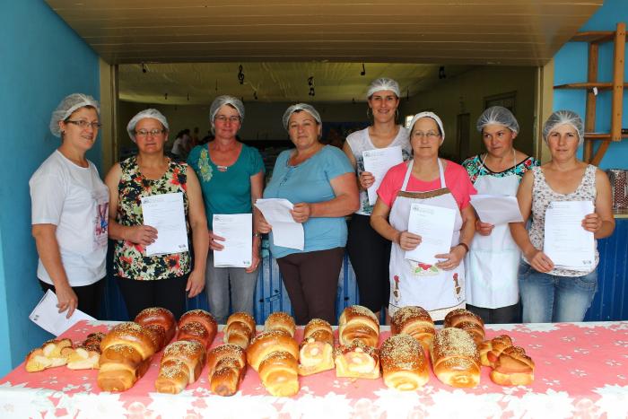 You are currently viewing Variedade de pães devem ser incluídos na merenda escolar de Passos Maia