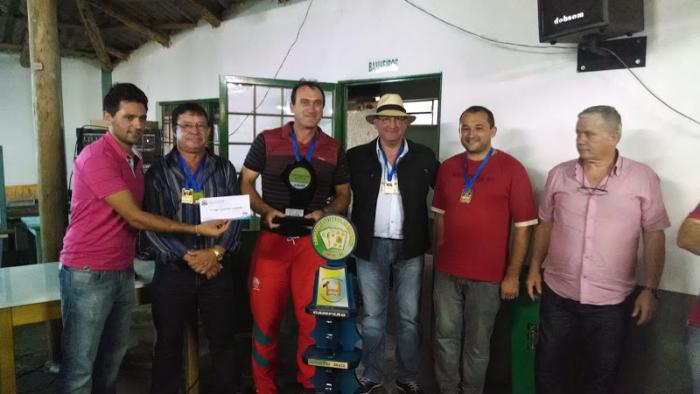 You are currently viewing 10º Campeonato Estadual de Quatrilho reúne jogadores de 29 municípios em Passos Maia