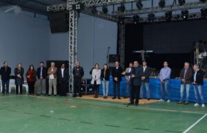 Read more about the article Faxinal dos Guedes: Inaugurado Ginásio de Esportes no Bairro Rosa