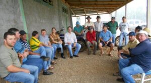 Read more about the article Ouro Verde inicia organização de agricultores para receber Patrulha Agrícola