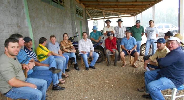 You are currently viewing Ouro Verde inicia organização de agricultores para receber Patrulha Agrícola