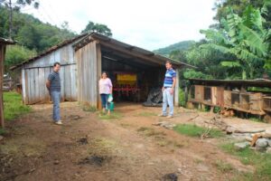 Read more about the article Governo de Xaxim e Fatma firmam convênio para beneficiar produtores rurais