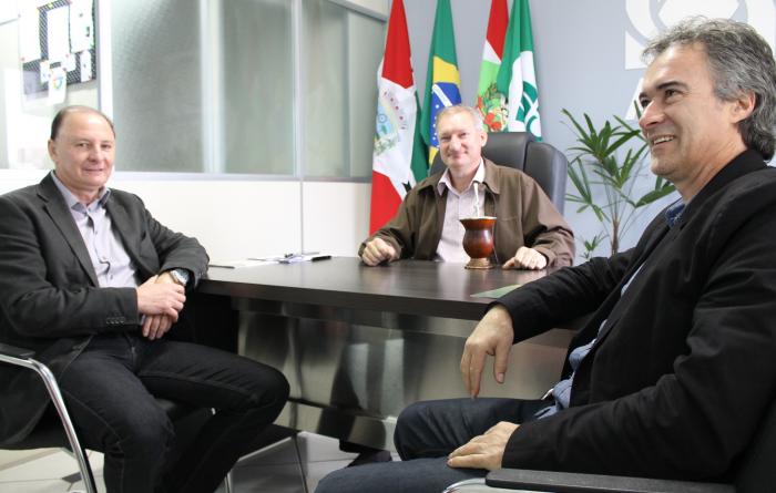 Read more about the article Xanxerê: Prefeito participa de reunião com a Diretoria da ACIX